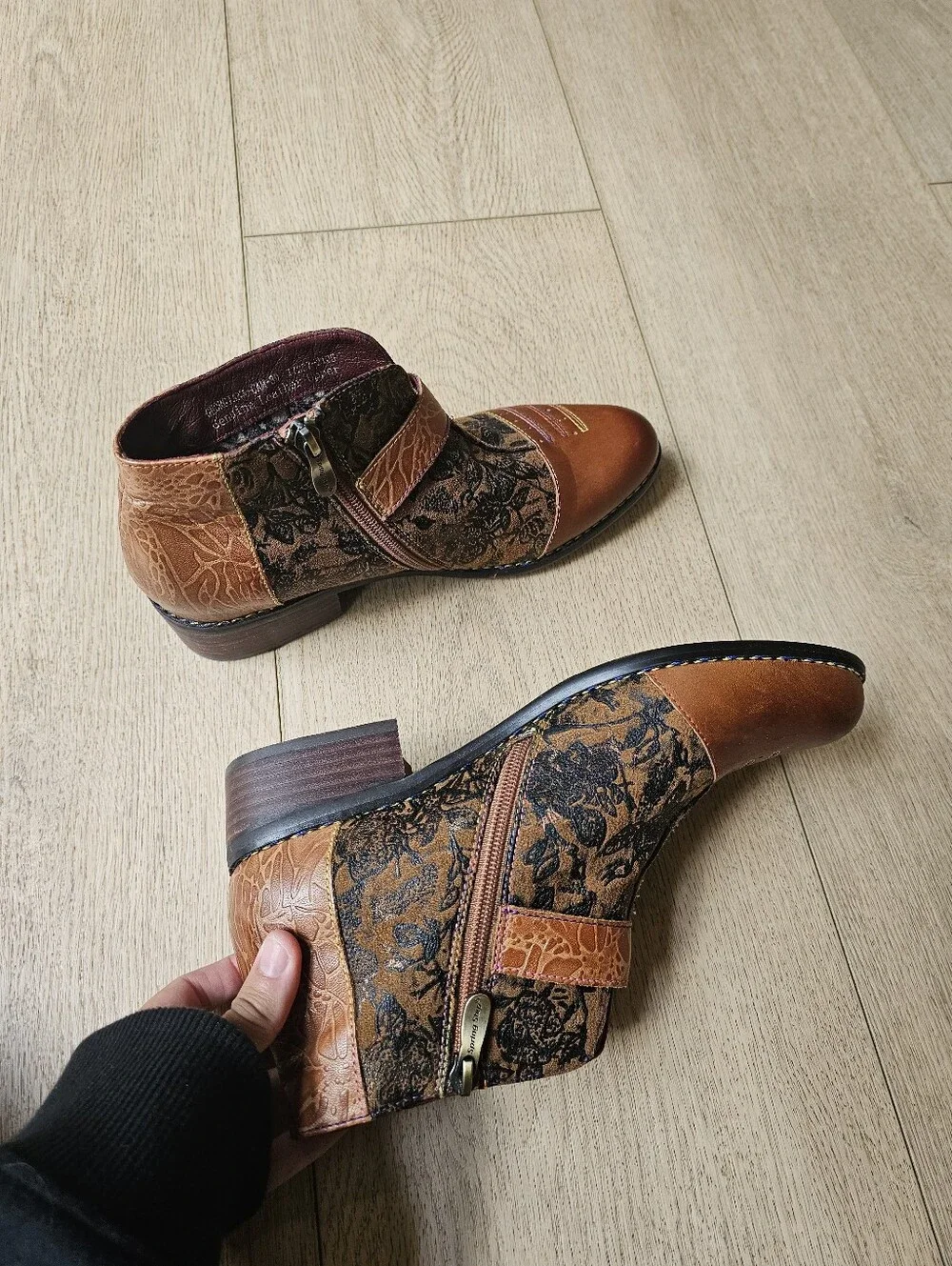 $150 Spring Step L'Artiste Georgiana Boots 39/ 8.5 Camel Multi